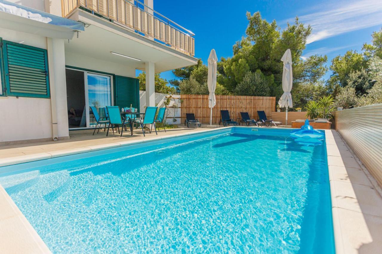 Nono Jure , Private Pool & Sauna Милна Екстериор снимка