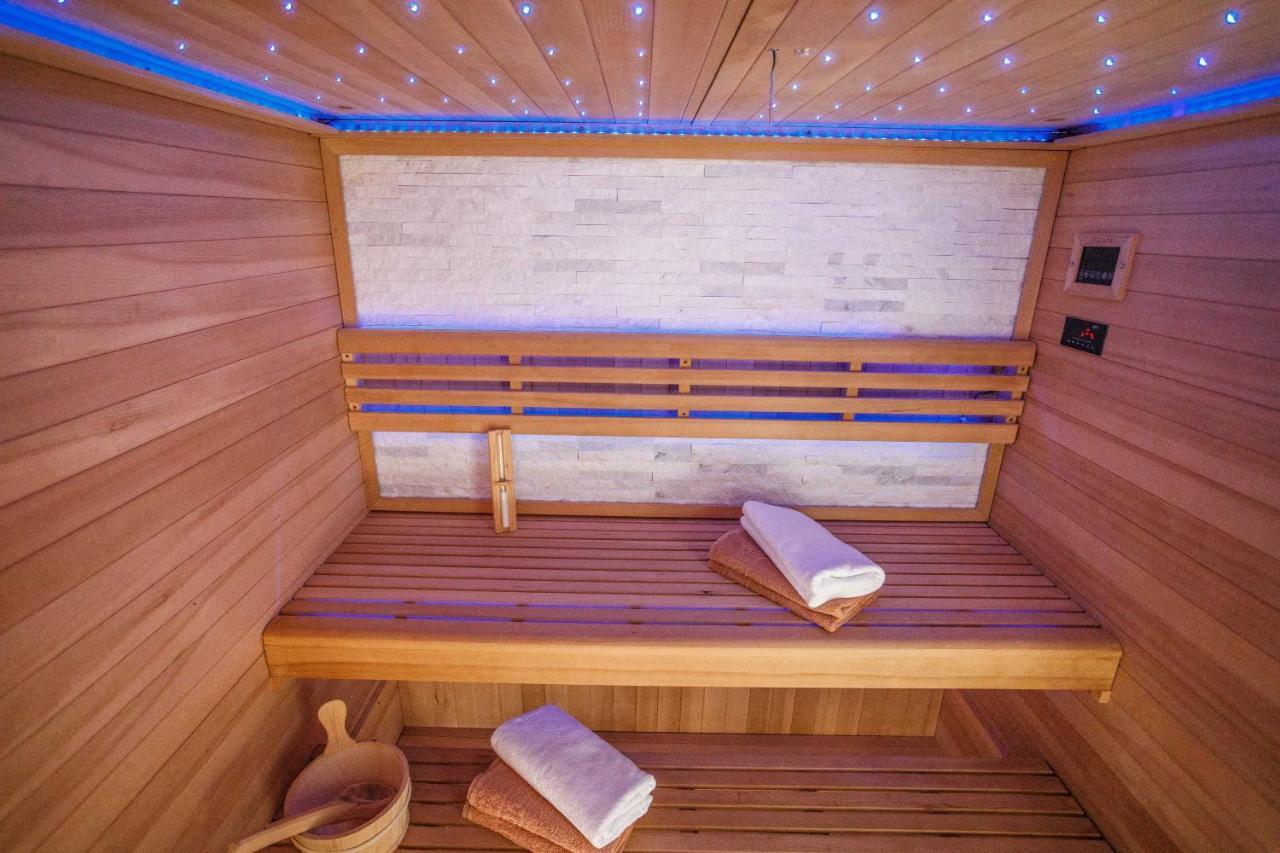 Nono Jure , Private Pool & Sauna Милна Екстериор снимка